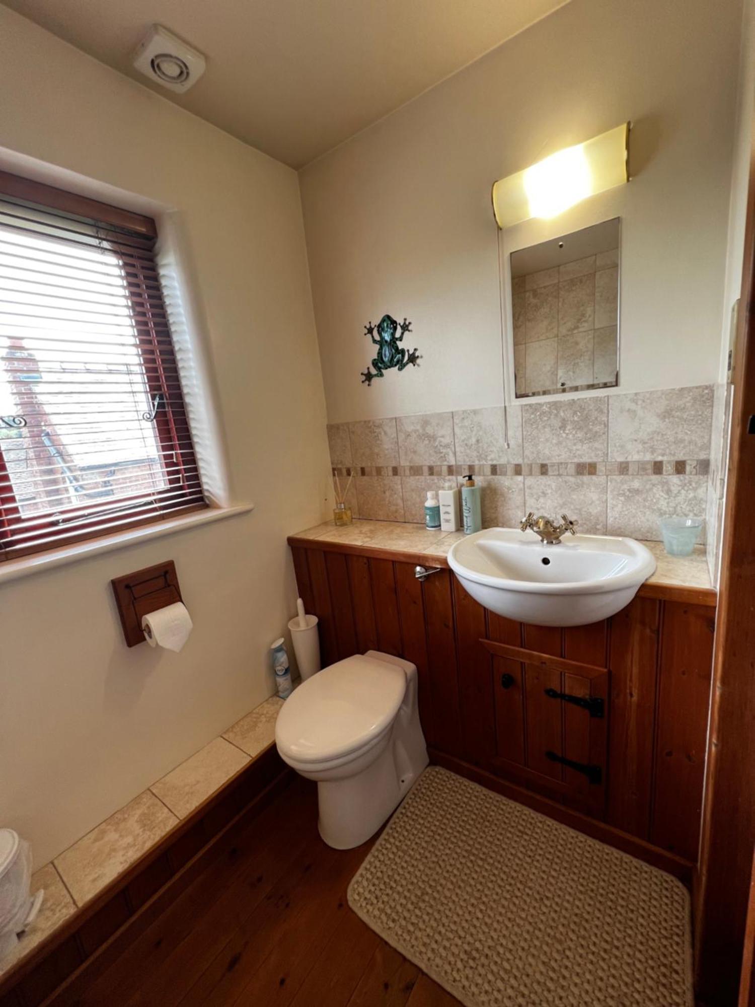 Frog Cottage, - A Charming Townhouse For 4 * Ludlow