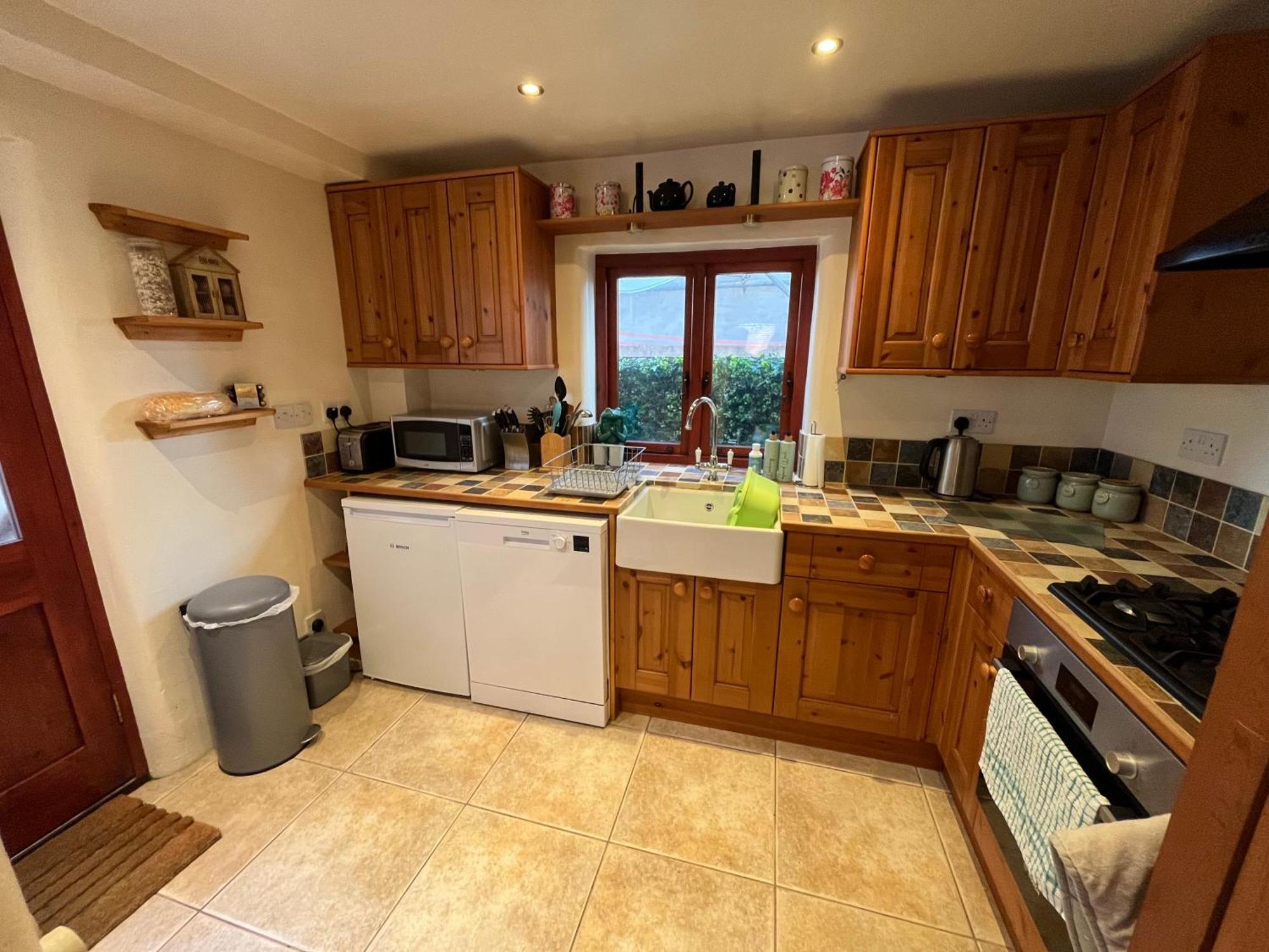Holiday home Frog Cottage, - A Charming Townhouse For 4